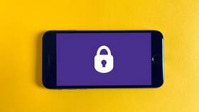 Что делать при блокировке аккаунта на Facebook в Четыре глаза